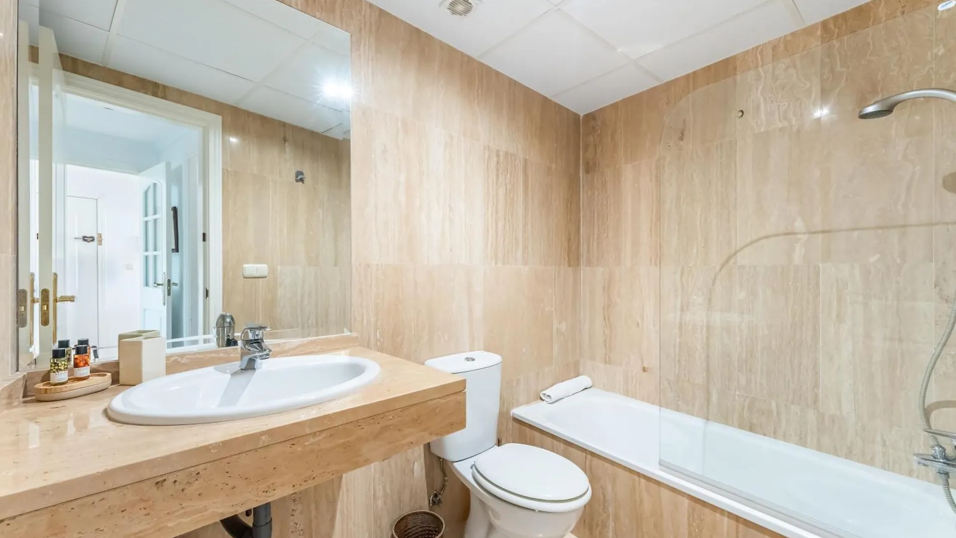 Elviria Hills By Kura Homes Μαρμπέλλα